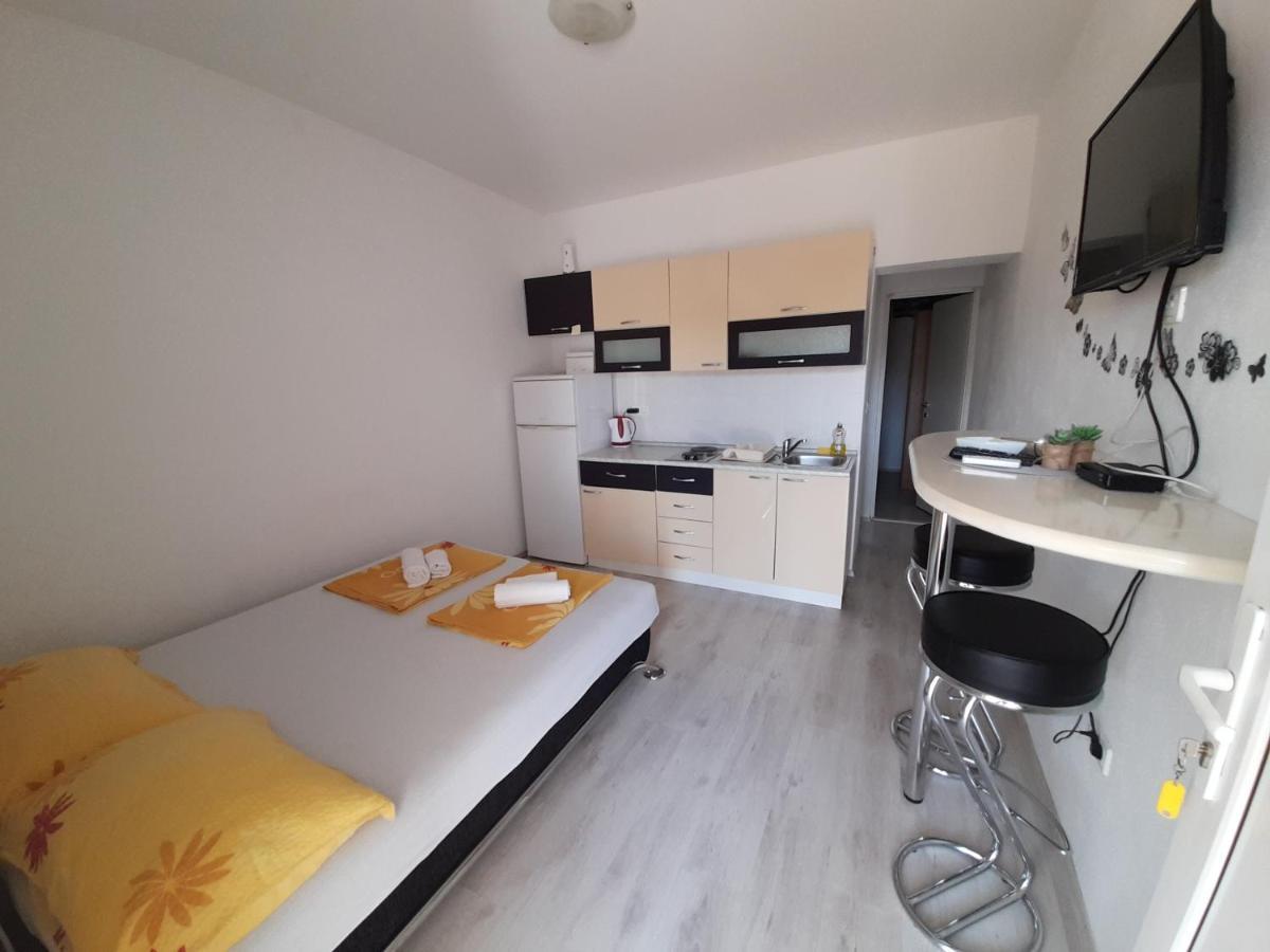 Apartmani Zana Пировац Экстерьер фото